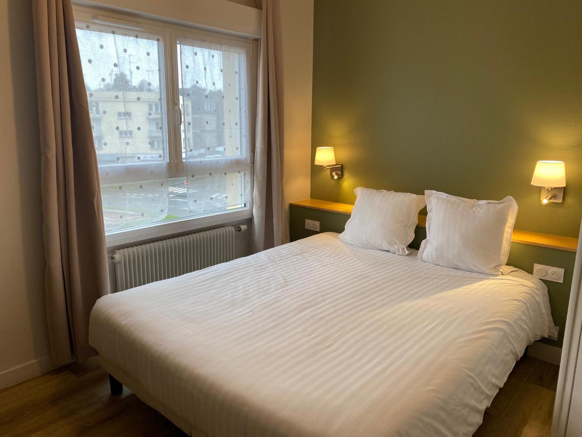 Hotel De Bretagne Фужер Екстер'єр фото