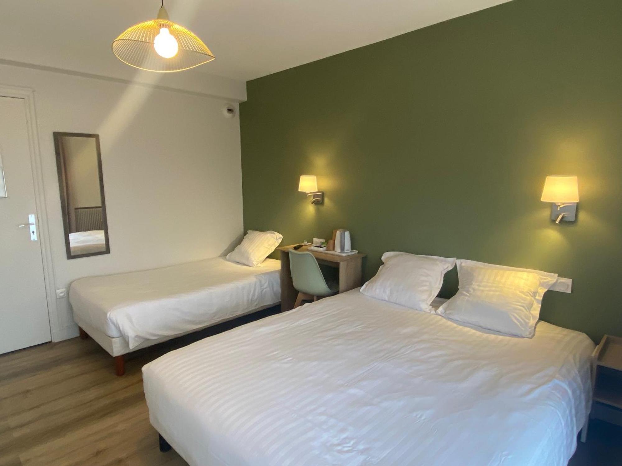 Hotel De Bretagne Фужер Екстер'єр фото